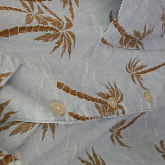 Old Navy tropical short sleeve shirt - Picture 6 of 9